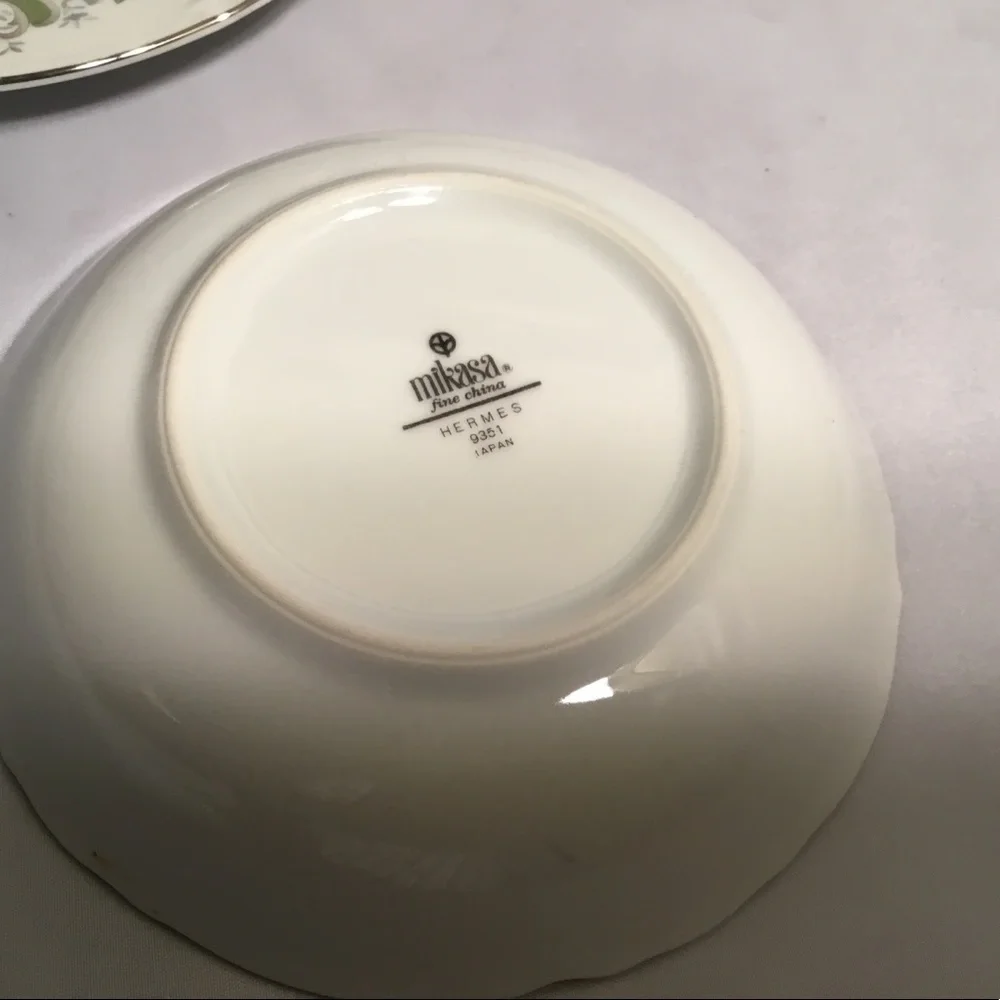 MIKASA, HERMÈS 9351‎ FINE CHINA JAPAN 4 PIECES  SETTING
